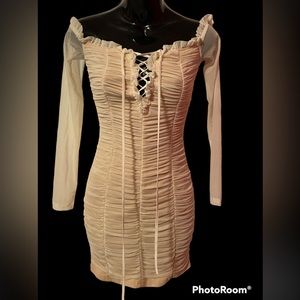 Fashion nova cream front lace up ruched dress size small